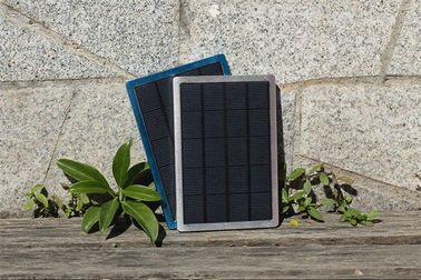 Chargeur de batterie solaire portatif universel externe de la banque 10000mah d'énergie solaire pour le téléphone portable